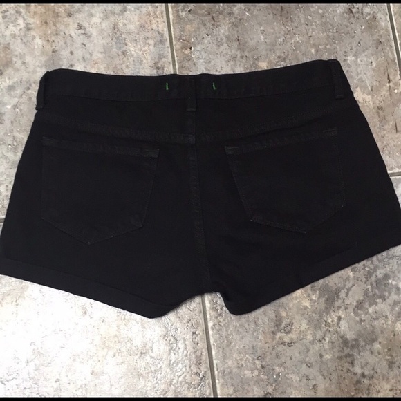 J Brand Cosmos Cuffed Black Jean Shorts Sz 26 - Picture 2 of 8